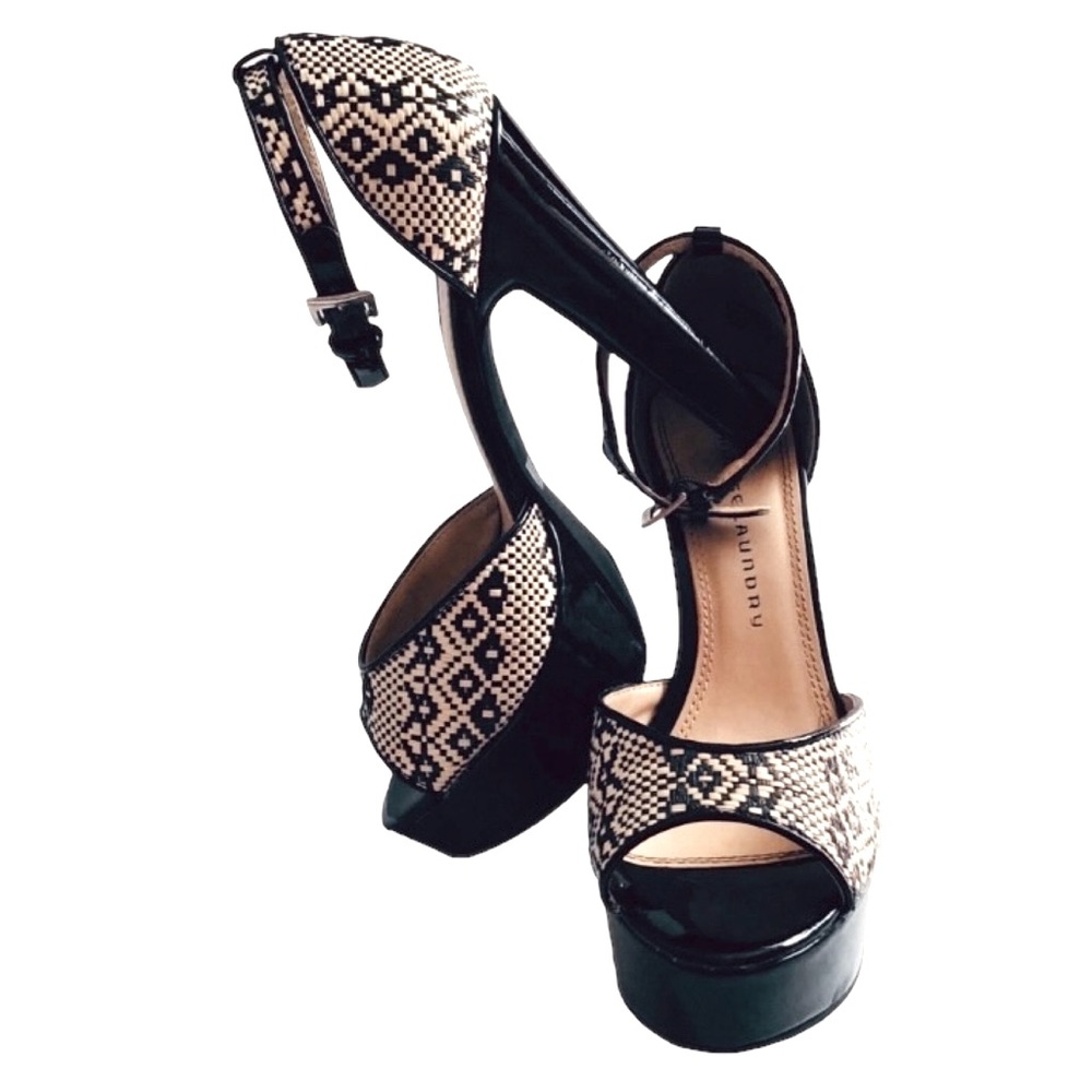 Chinese Laundry - “Z Trend Setter” Platform Heels Size 8